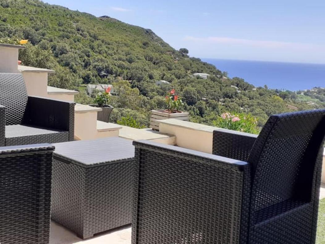 Cap Corse Uribellinu 1, Petit Dejeuner Partine Экстерьер фото